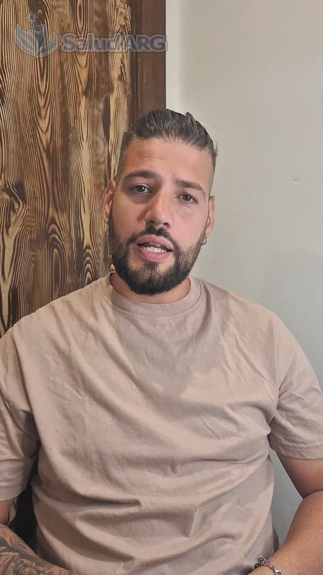 Cargar video: 